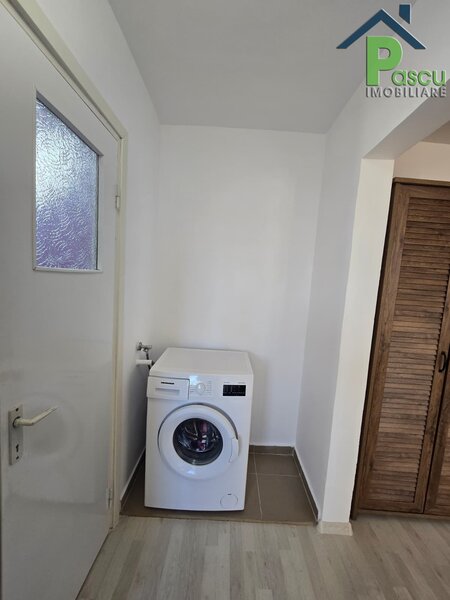 Eroii Revolutiei, int. Targu Frumos